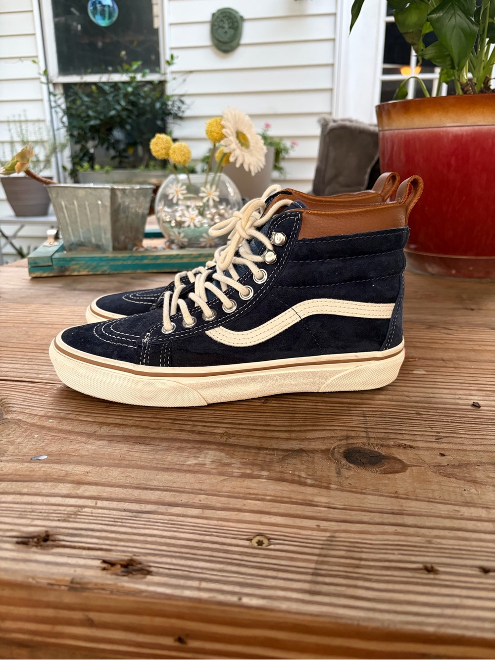 Vans Sk8-Hi MTE Scotchgard Women’s 8 Men’s 6.5 Navy Suede Leather High Top